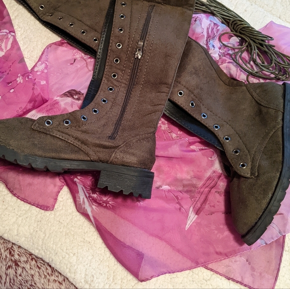 Faux Suede Knee High Boots - Picture 4 of 6